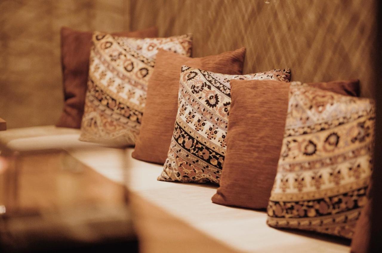 Nivasa Hotel Colombo Ngoại thất bức ảnh